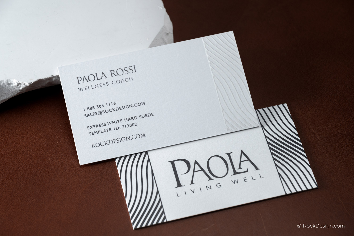 navy-blue-pattern-black-uv-print-gloss-spot-uv-white-hard-suede-business-card-template-paola-modern-elegant-rockdesign-image-04