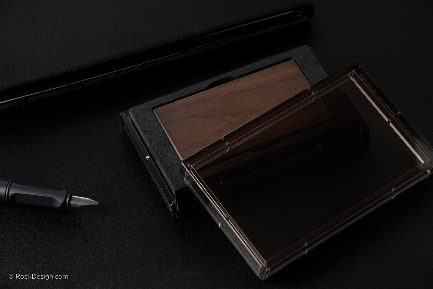 walnut-cherry-ebony-wooden-card-holder-acrylic-magnetic-case-box-holder-container-business-cards-cards-holder-transparent-translucent-uv-print-laser-engraving-personalized-professional-secure-stylish-sophisticated-reockdesign-image-01